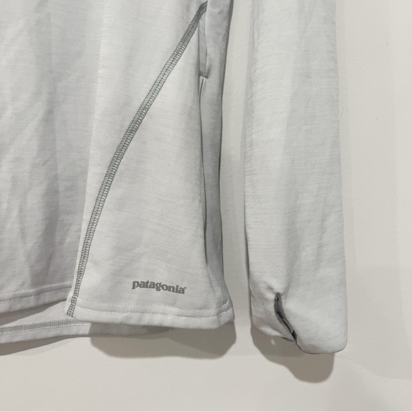 Patagonia W's Sunshade Hoody - Picture 2 of 7